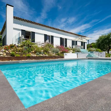 Dom wakacyjny Sea View In The Hills Of